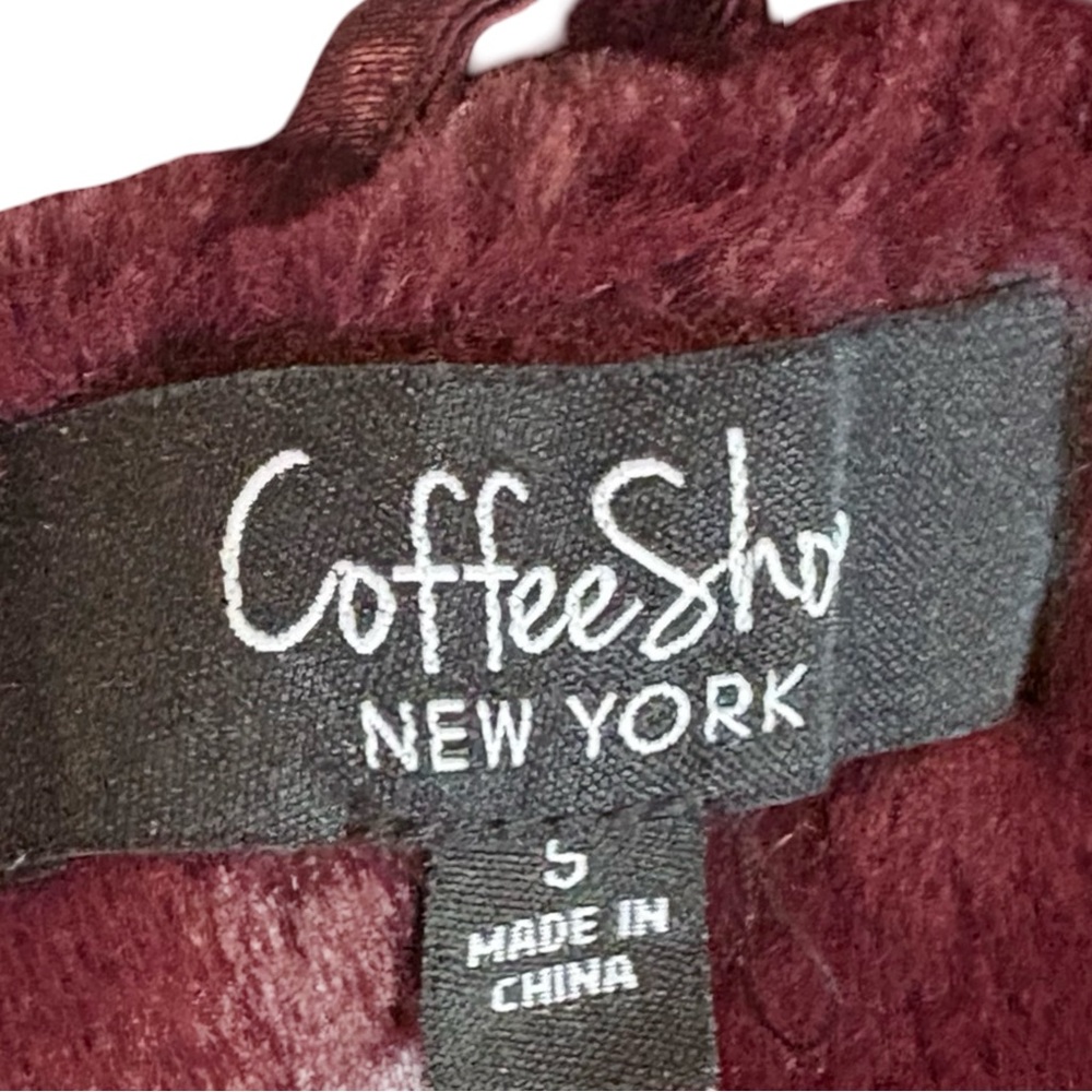 Coffee Shop New York Faux Fur Coat – Dark Bloodstone (Small) 🔥 🧥 💎 - Picture 9 of 10
